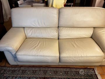 Divano in pelle crema 3 posti