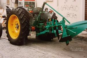 Landini Testacalda L35 con aratro