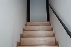 Vendita in blocco: casa ed ex attività commerciale