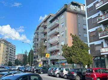 3 LOCALI A PALERMO