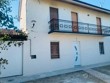 Casa indipendente con giardino