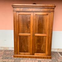 Stupendo armadio sardo in noce