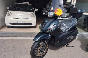 COME NUOVO BEVERLY 300  HPE SPORT DA VETRINA