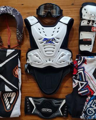 protezioni abbigliamento motocross enduro