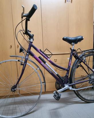 Bicicletta city bike donna Atala