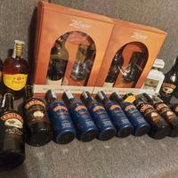 Set di bottiglie baileys, disaronno, zacapa,pamper