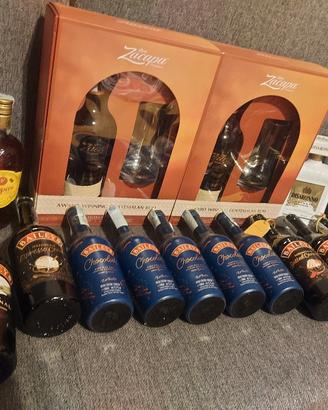 Set di bottiglie baileys, disaronno, zacapa,pamper