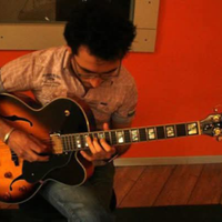 Lezioni di Chitarra Moderna a Torino