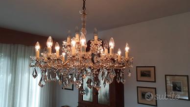 Lampadario classico in stile gocciato