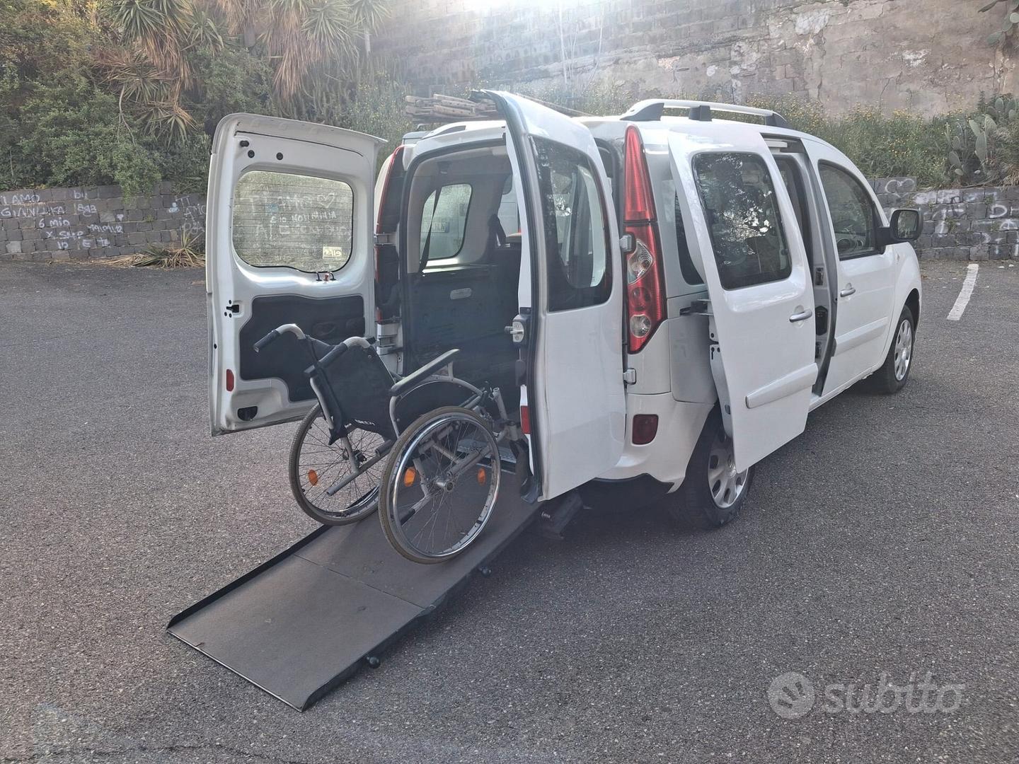 Renault Kangoo 2011 photo 2