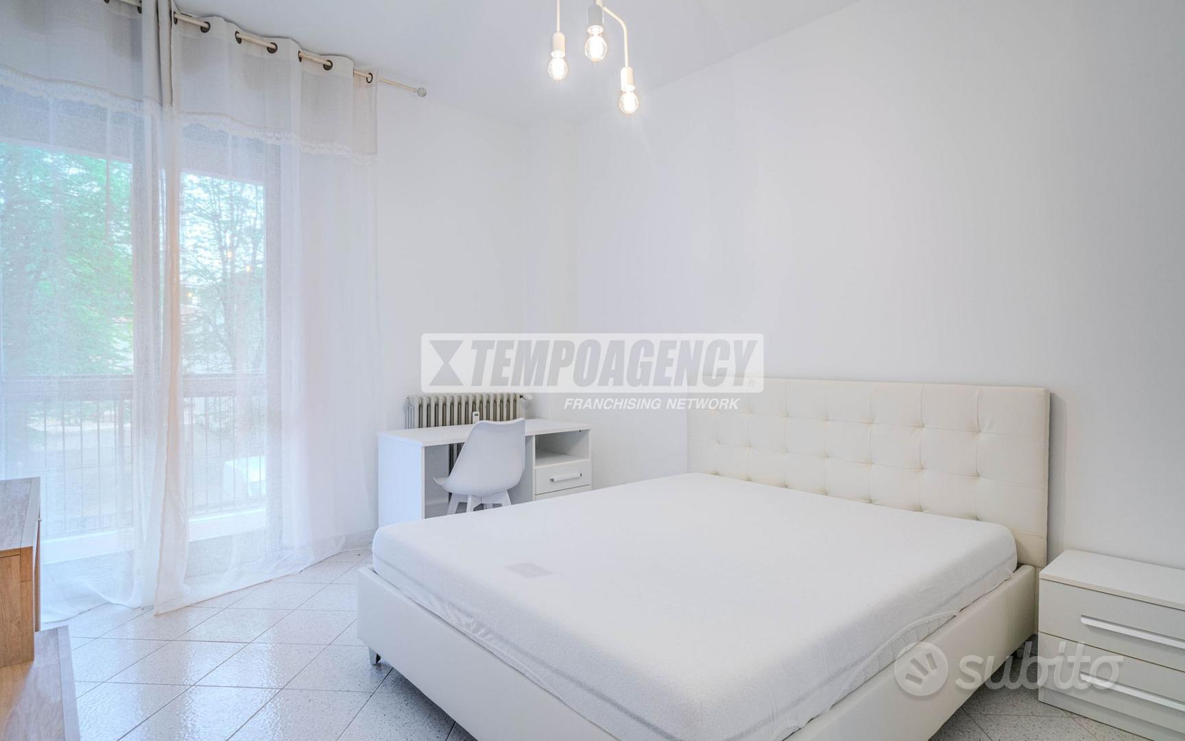 Ampio quadrilocale con terrazzo, box e cantina in - Vista 2