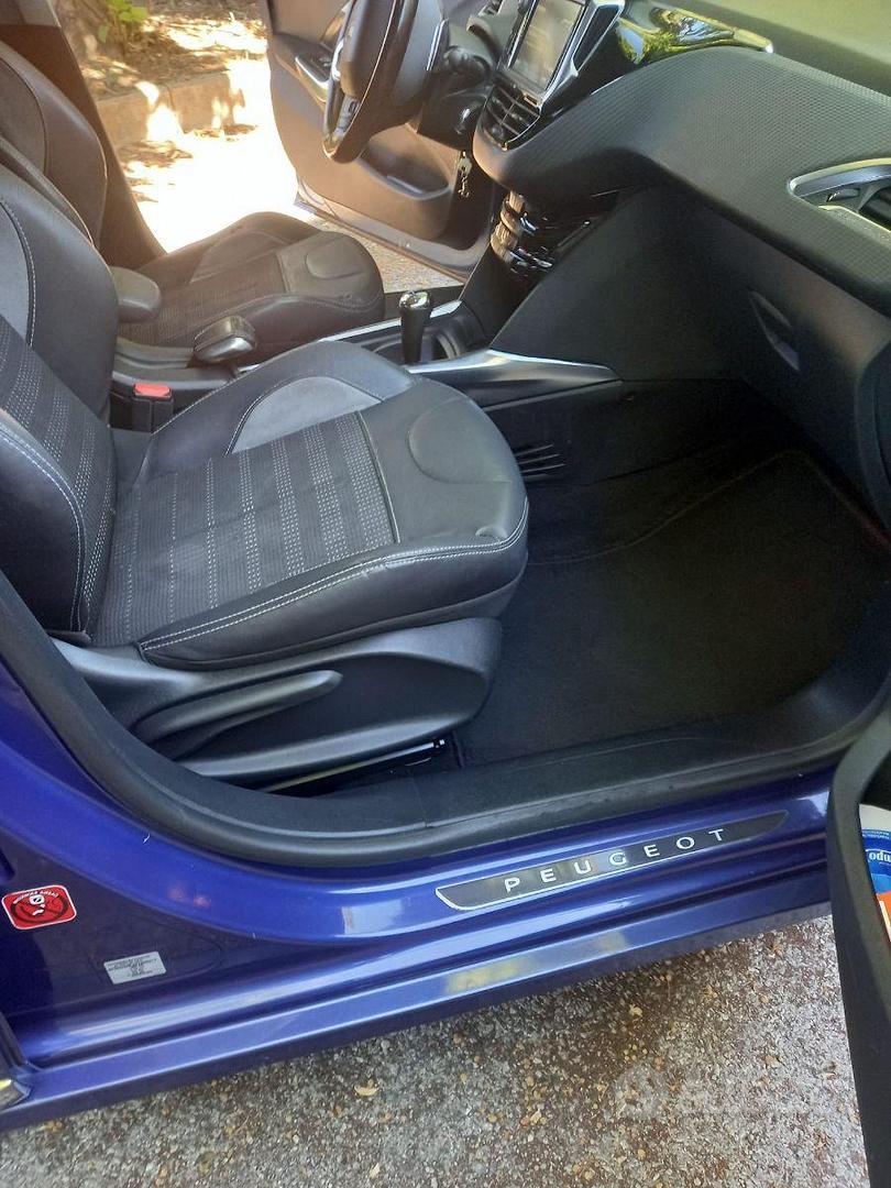 Peugeot 2008 2014 photo 5