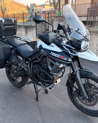 TRIUMPH TIGER 800 XCX ABS+tris valigie+navi