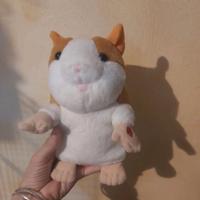 peluche criceto parlante ripetente