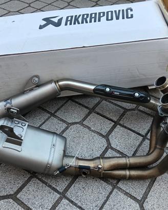 scarico akrapovic  come nuovo