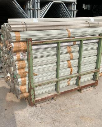 STOCK DISTANZIATORI PIATTI PVC PER EDILIZIA