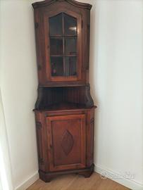 Mobile angolare altezza 2 MT.