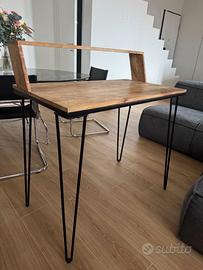 scrivania stile industrial