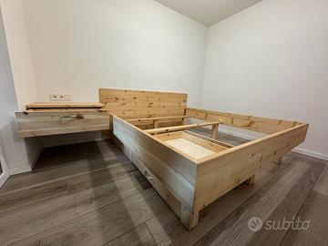 Letto matrimoniale in legno cirmolo