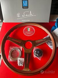 Volante Nardi Classic in legno 39 cm