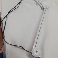 Lampada a led con lente di ingrandimento