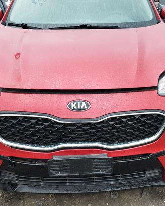 Kia Sportage 4°serie ricambi di carrozzeria e mecc