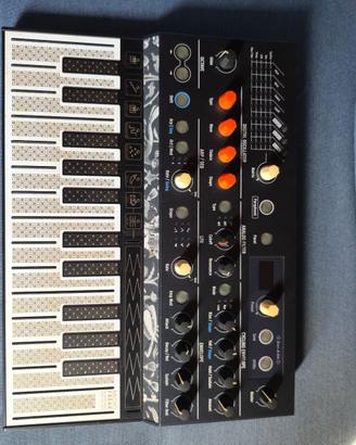 Arturia MicroFreak - Synth sperimentale