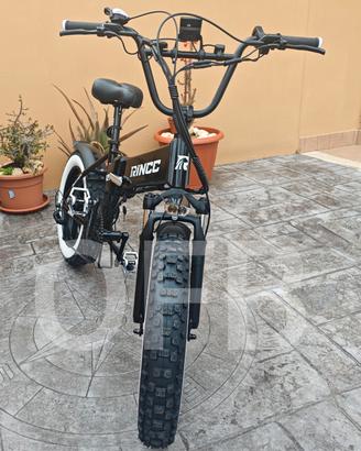 Bici elettrica fat con GPS ed acceleratore NUOVA 