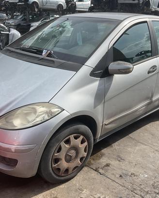640942 RICAMBI USATI AUTO MERCEDES Classe A W169 3
