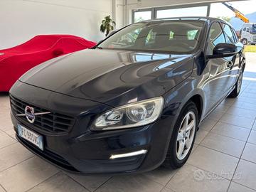 VOLVO V60 D3 Geartronic Business