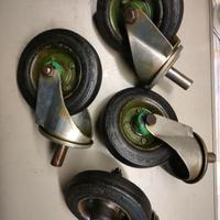 N. 4 ruote piroettanti