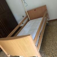 Letto ospedaliero elettrico
