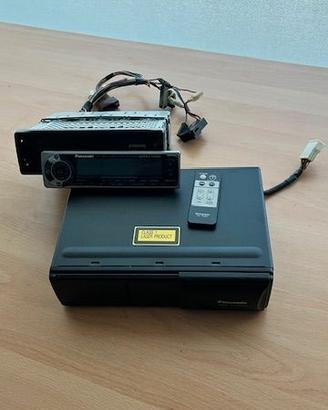 Autoradio Panasonic con carica 6 CD