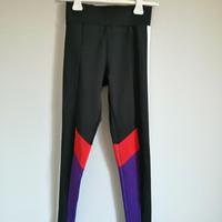 Leggings Bershka taglia M, nero con strisce