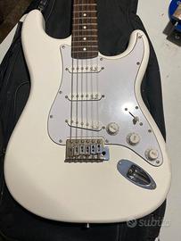 3 chitarre come da foto