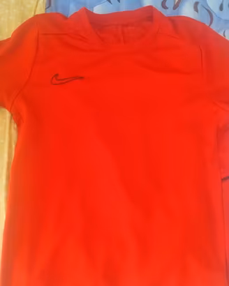 t shirt nike
