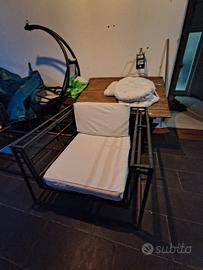 4 grandi poltrone da giardino in ferro con cuscini