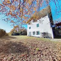 VILLA SU 3 LIVELLI CON PARCO