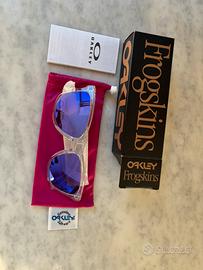 NUOVI Occhiali da sole Oakley Frogskins