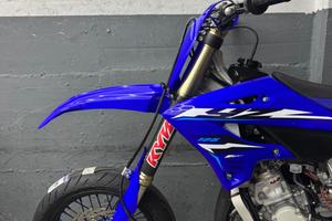 Yamaha YZ 125