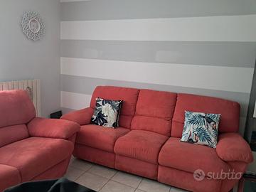 2 divani da due tre posti