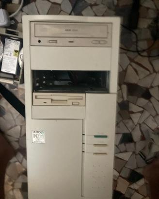 Pc fisso (non c'è tutta la scocca)