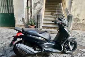 Piaggio Beverly 300