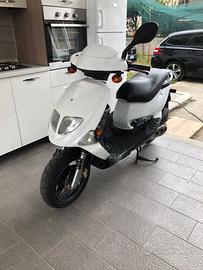 Moto scooter