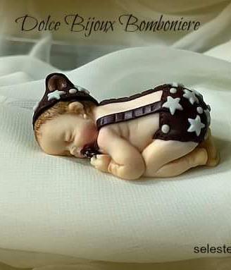 Bomboniere bebè che dorme nascita battesimo