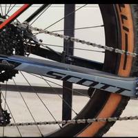 MTB top di gamma, tutta in carbonio – Come Nuova!