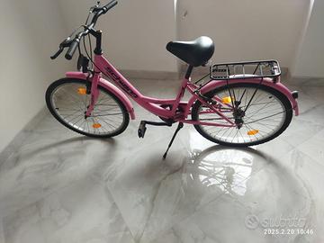 Bici da donna marca schiano colore rosa