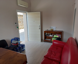 Appartamento uso studio arredato