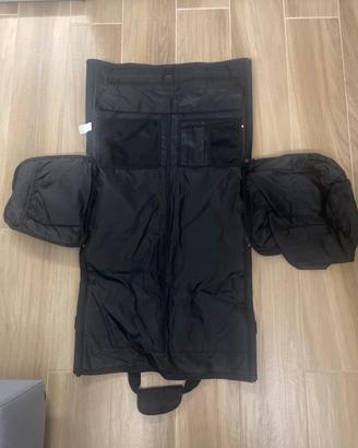 Borsa portaindumenti da viaggio