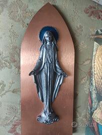 Madonnina in peltro cesellato a mano